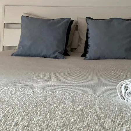 アパート Apartamento No Centro De リスボン